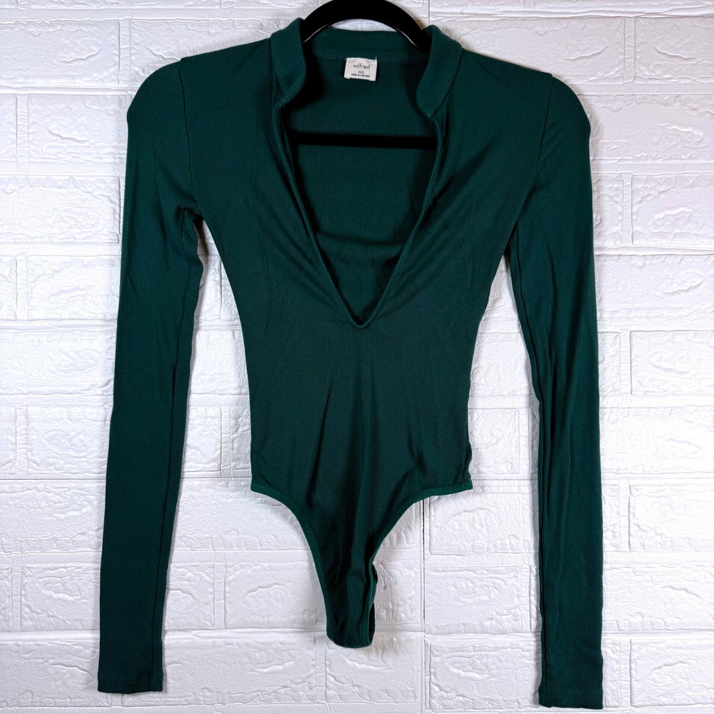Wilfred Aritzia Bodysuit Women XXS Dark Green Ribbed Long Sleeve Deep V-Neck